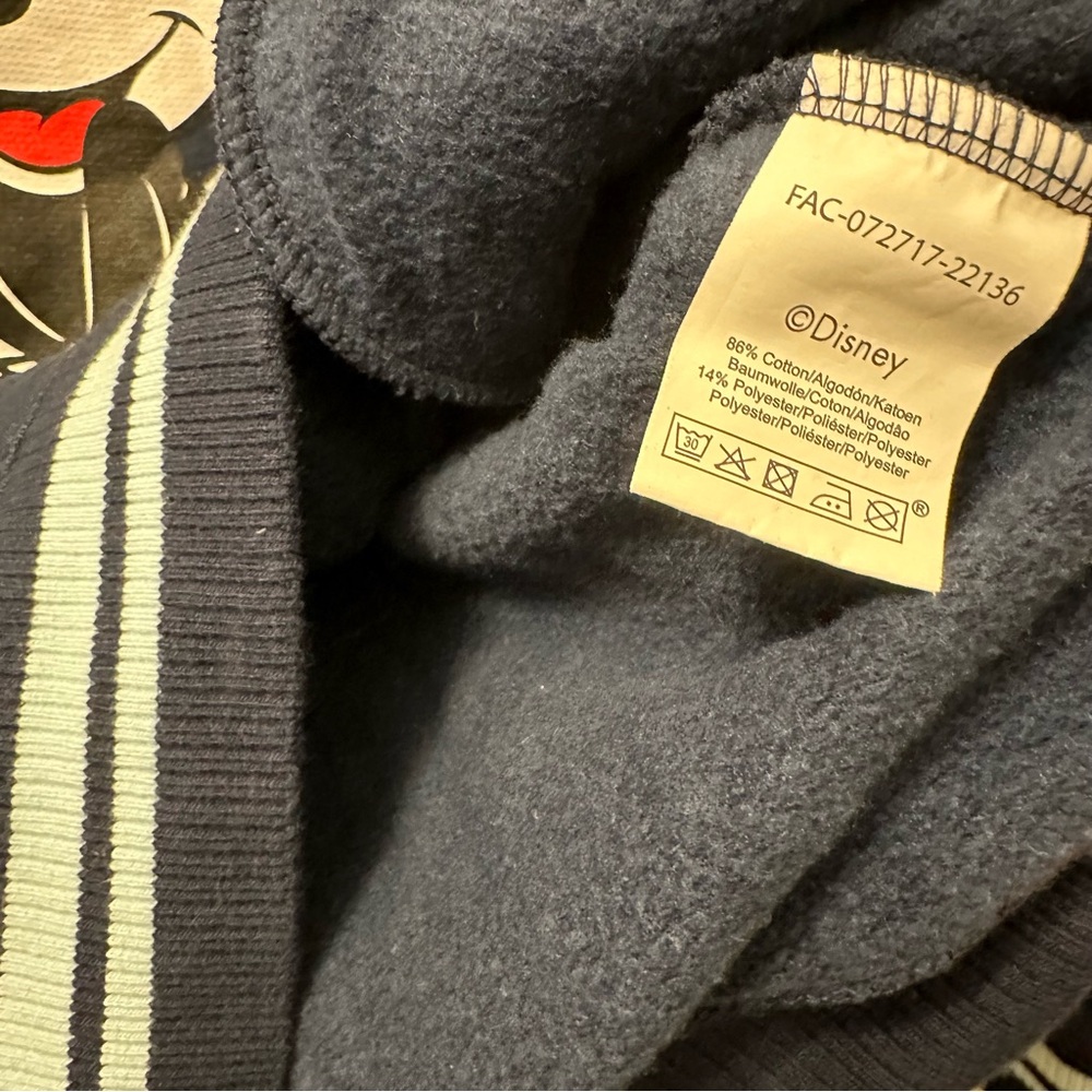 Minnie Mouse hoodie from Disneyland Paris - Picture 5 of 5
